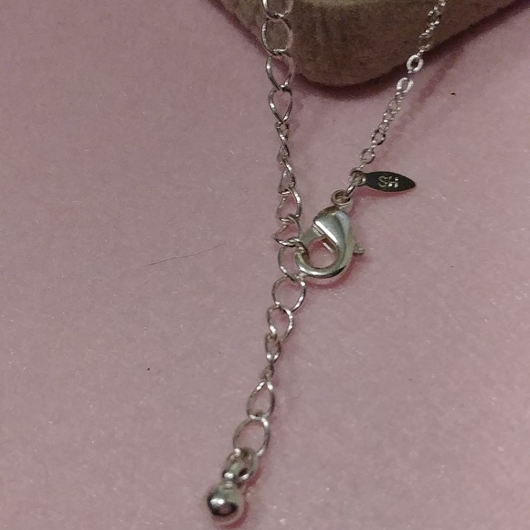 NWOT AVON SH Faux Silver/ Saphire Pendant - Picture 3 of 6